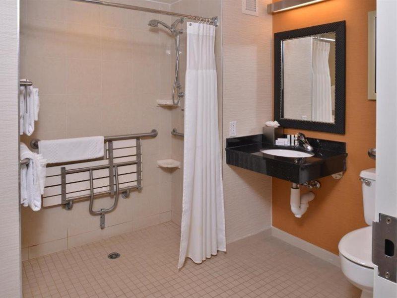 Fairfield By Marriott Rochester Henrietta/University Area Екстер'єр фото