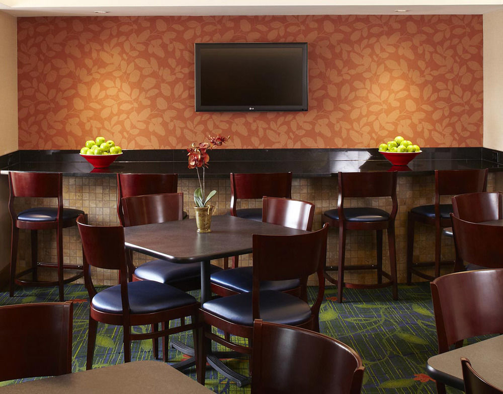 Fairfield By Marriott Rochester Henrietta/University Area Екстер'єр фото