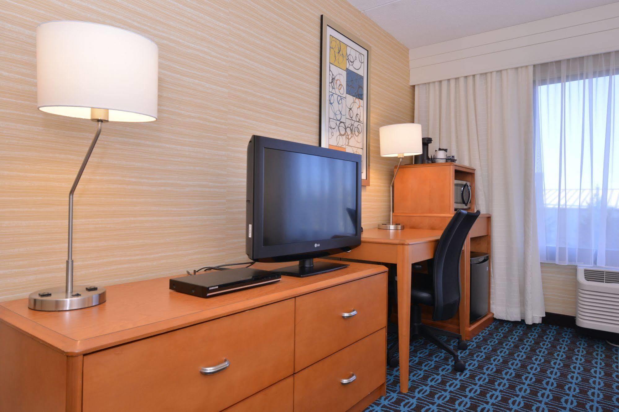 Fairfield By Marriott Rochester Henrietta/University Area Екстер'єр фото